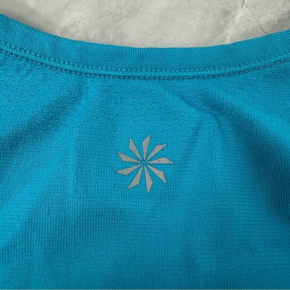 Women’s Athleta Fastest Track Tee Short Sleeve Workout Athletic Top Size Large - Picture 12 of 16